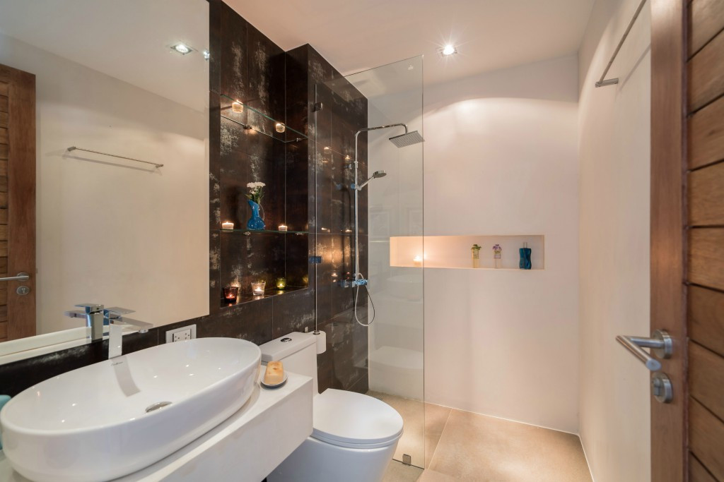 Picture of Asitange 5 bedrooms villa