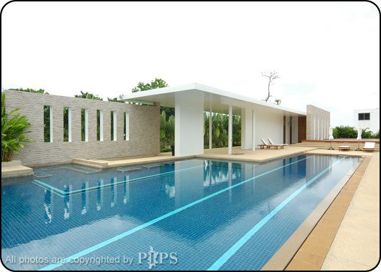 Picture of Lotus Gardens B2